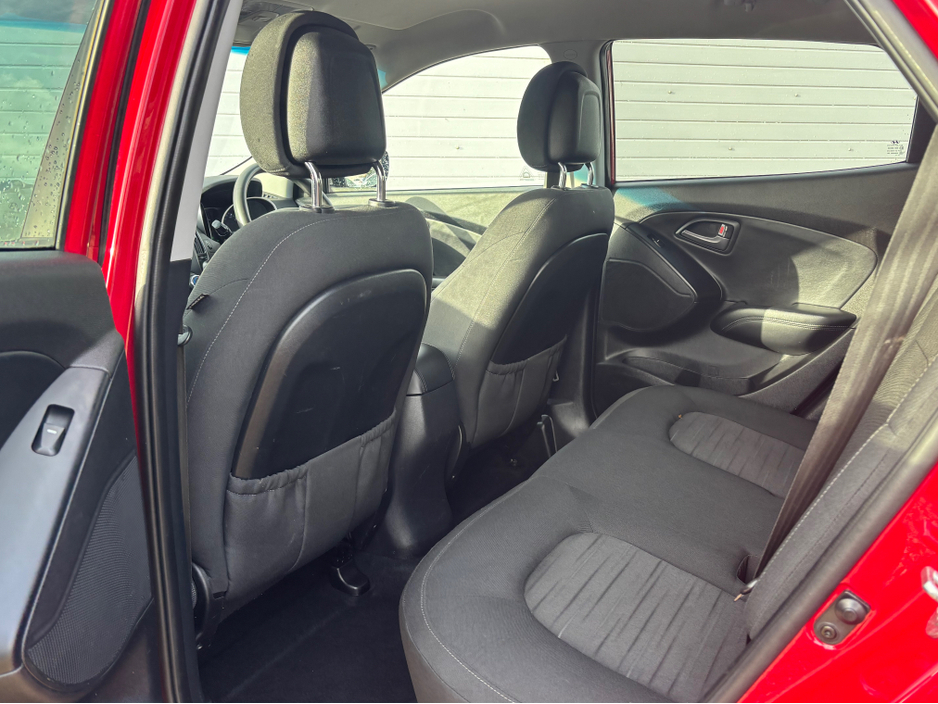 2014 Hyundai ix35 - image 13