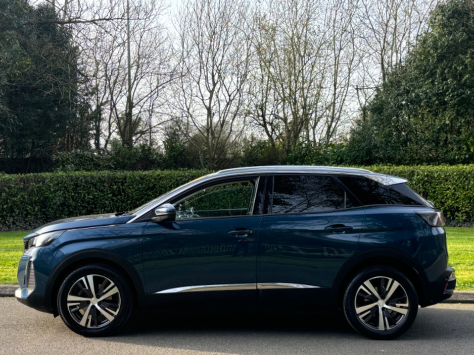 2021 Peugeot 3008 - image 5