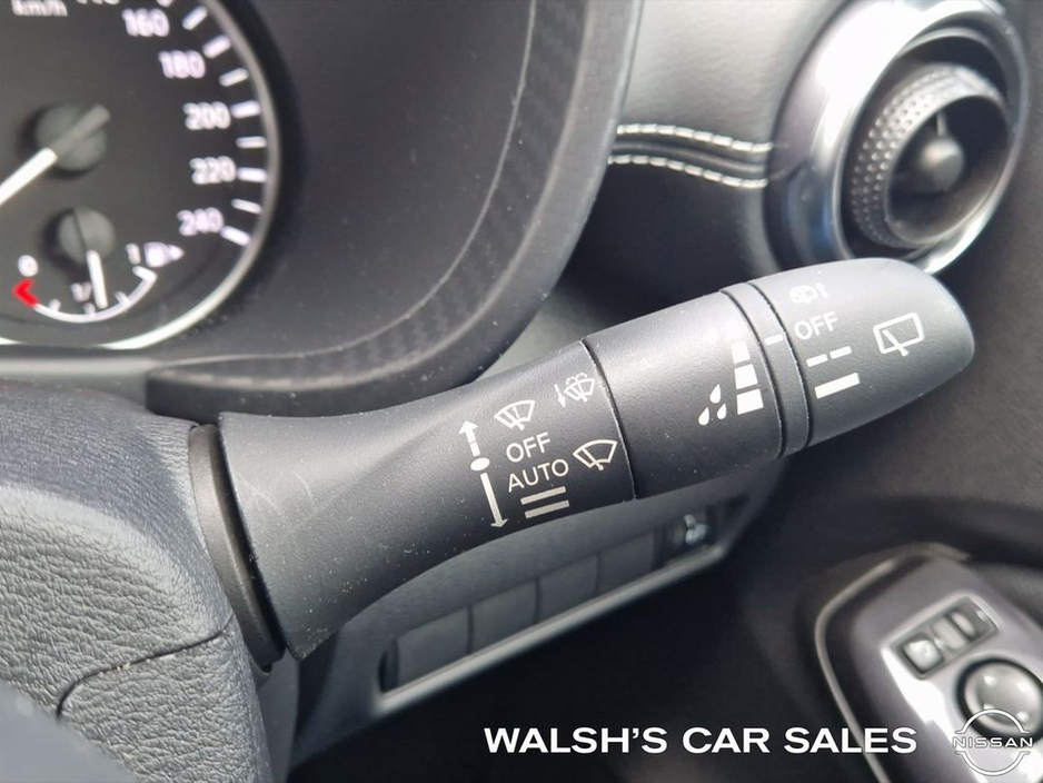 2024 Nissan Juke 1.6 HYB SV Premium MY23.75 4DR €27,950