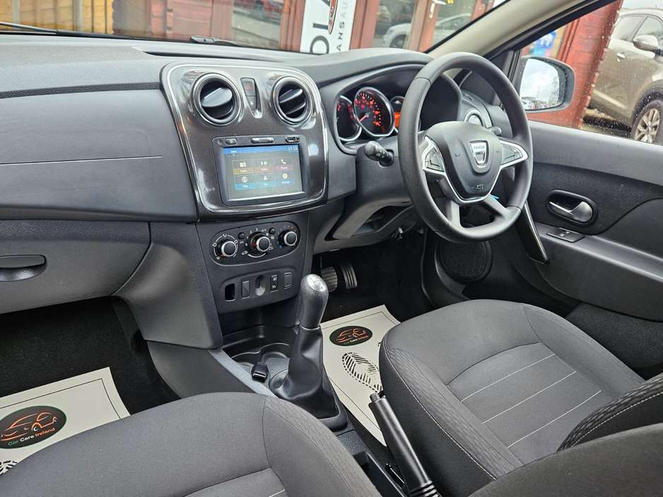 2020 Dacia Sandero - image 22