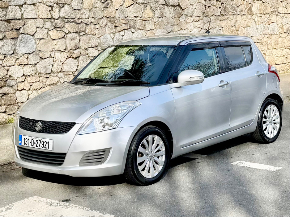 2013 Suzuki Swift - image 5