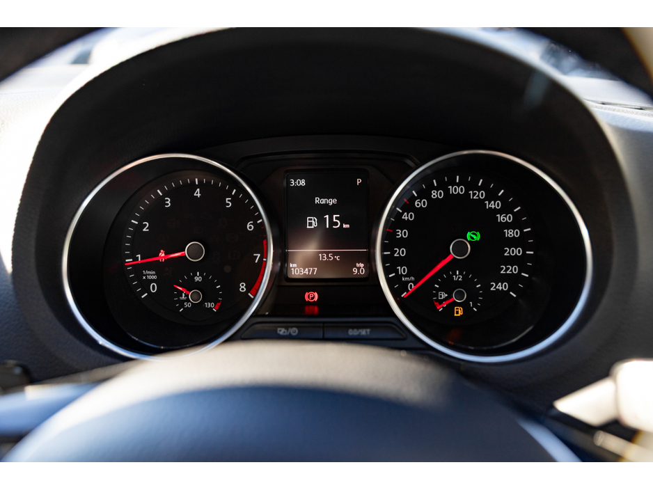 2017 Volkswagen Polo - image 13