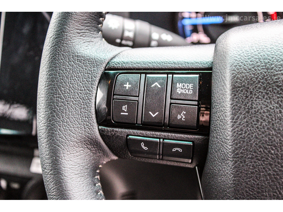 2026 Toyota Hilux - image 22