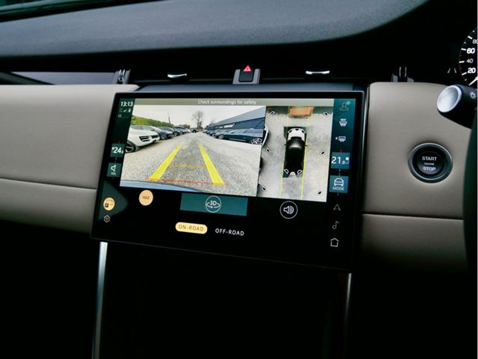 2024 Land Rover Discovery Sport - image 25