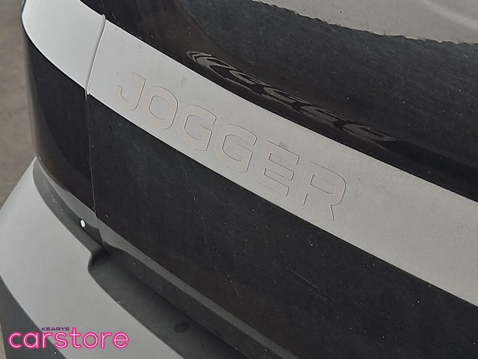 2023 Dacia Jogger - image 16