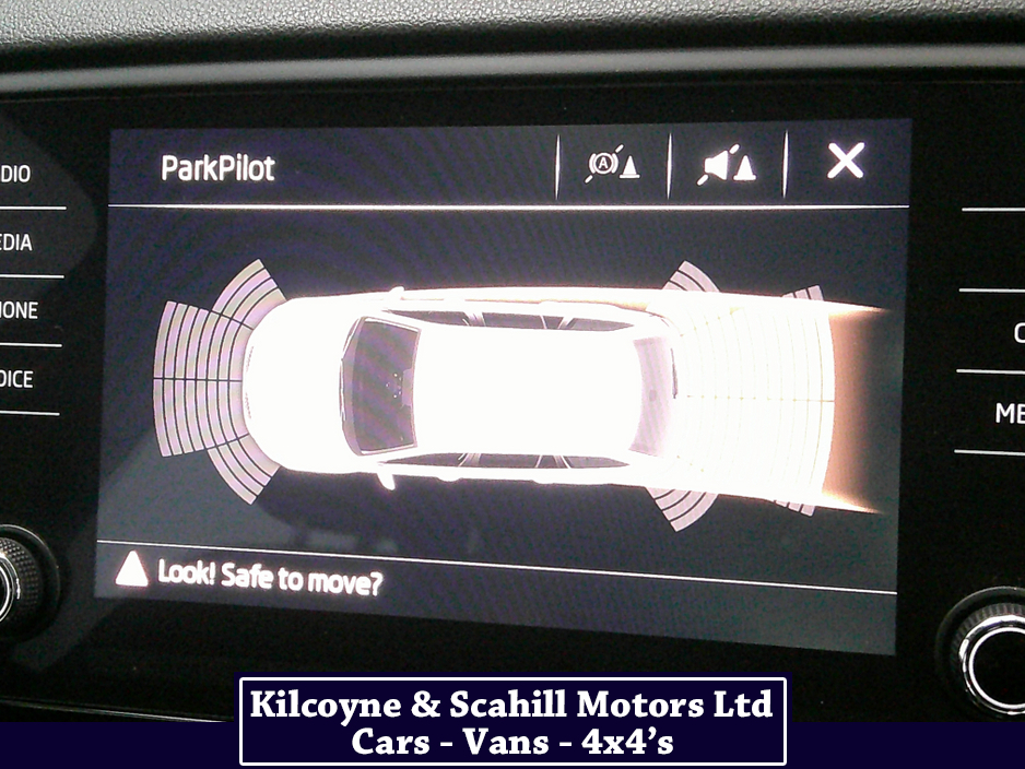 2020 Skoda Octavia - image 27