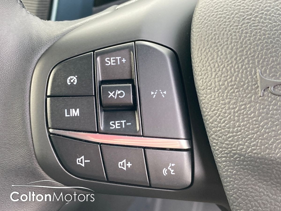 2026 Ford Transit Courier - image 23