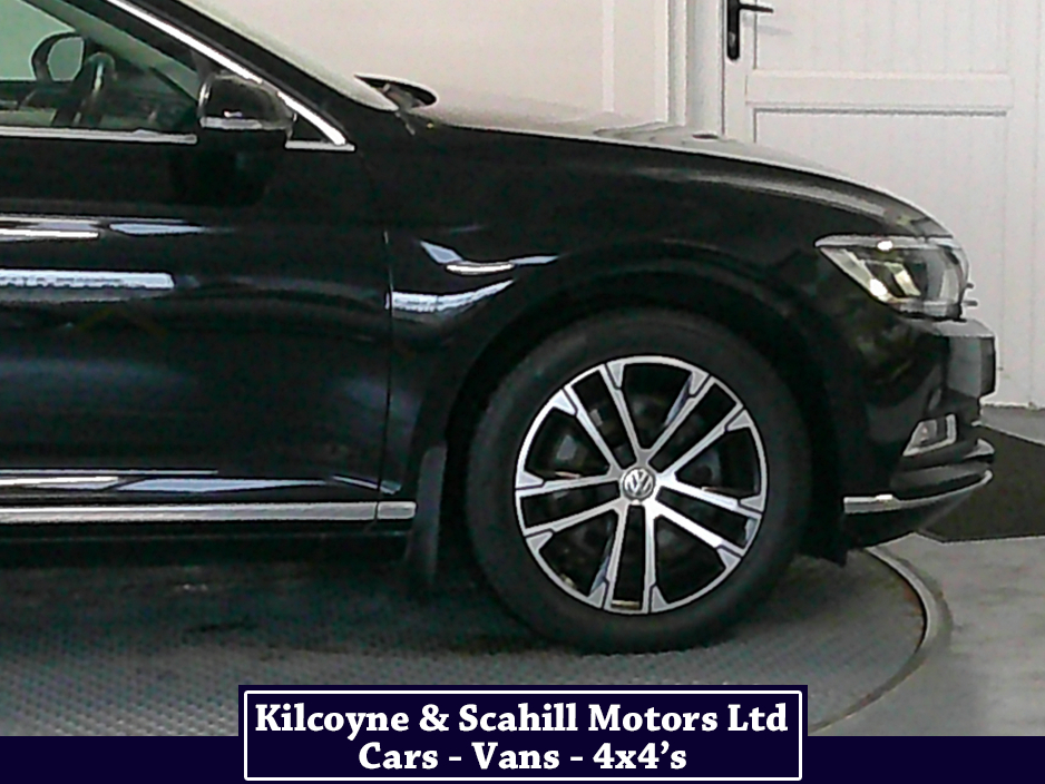 2018 Volkswagen Passat HIGHLINE 1.6 TDI MANUAL 6SPEED FWD 120HP 4DR €17,950