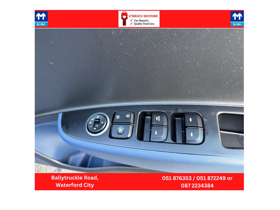 2015 Hyundai i10 - image 12