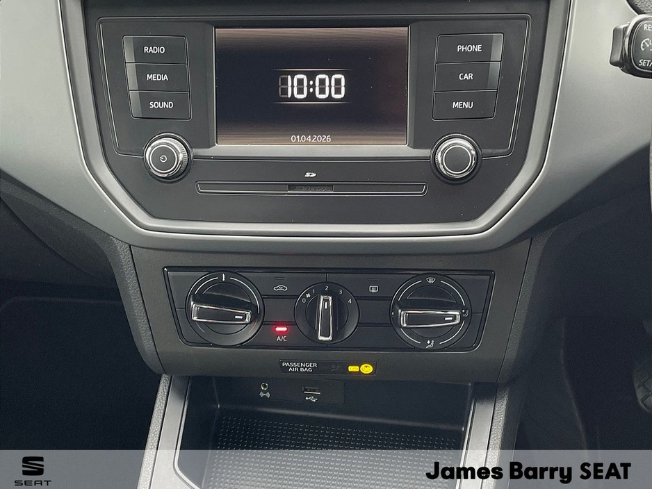 2017 SEAT Ibiza - image 15