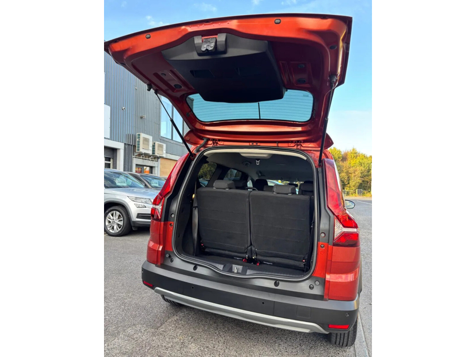 2022 Dacia Jogger TCe 110 Comfort €17,000