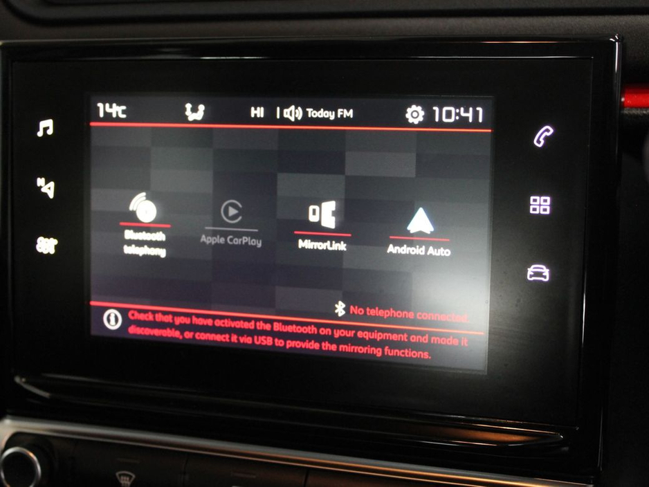 2017 Citroen C3 - image 19