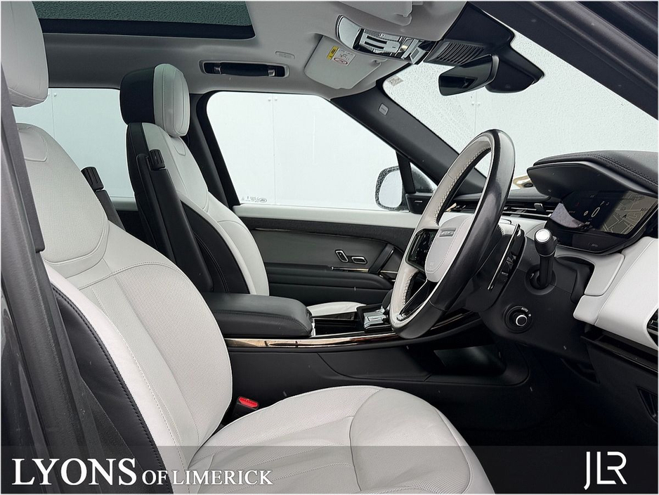 2024 Land Rover Range Rover Sport - image 15