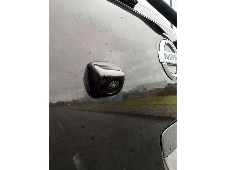 2017 Nissan March - image 10