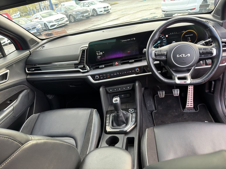 2023 Kia Sportage - image 11