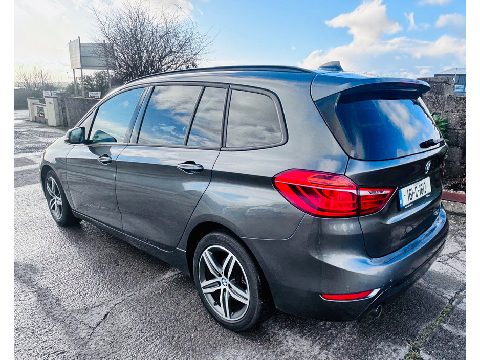 2016 BMW 2 Series - image 8