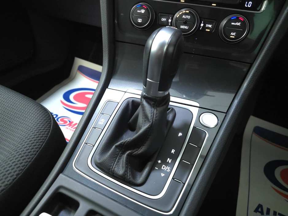 2017 Volkswagen Golf 1.2 TSI 110 bhp DSG Trendline €16,950