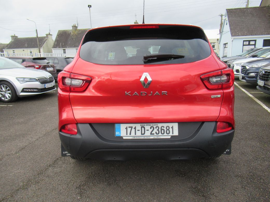 2017 Renault Kadjar - image 3