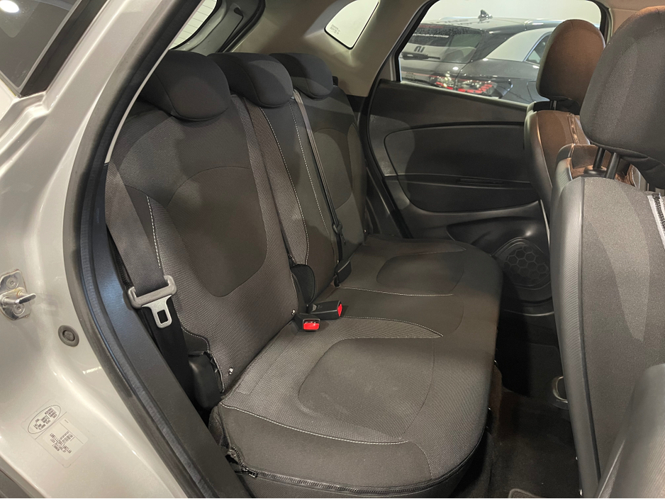 2015 Renault Captur INTENSE 1.5 DCI 90 4DR €9,899