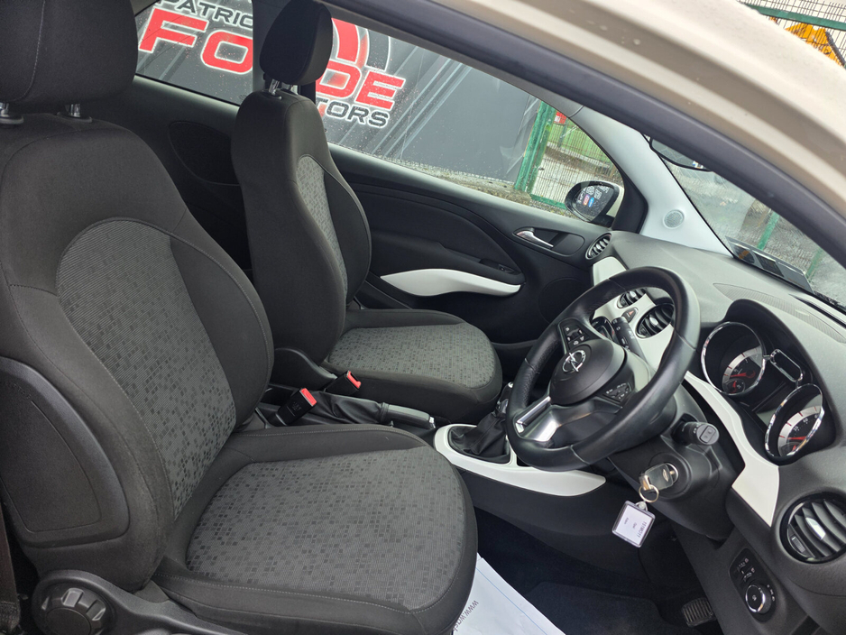2015 Opel Adam - image 8