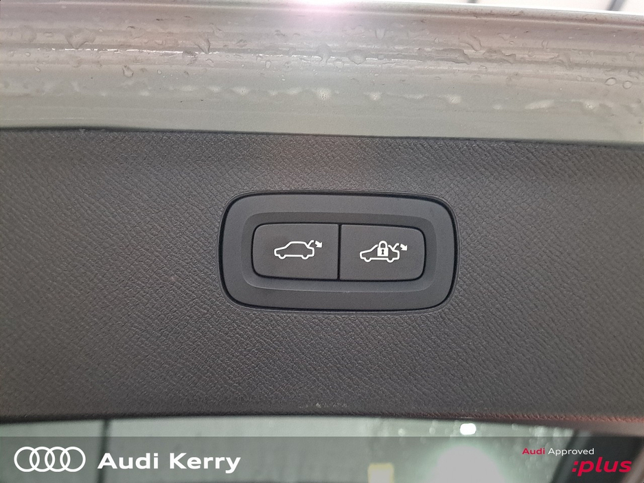 2025 Volvo XC90 - image 30