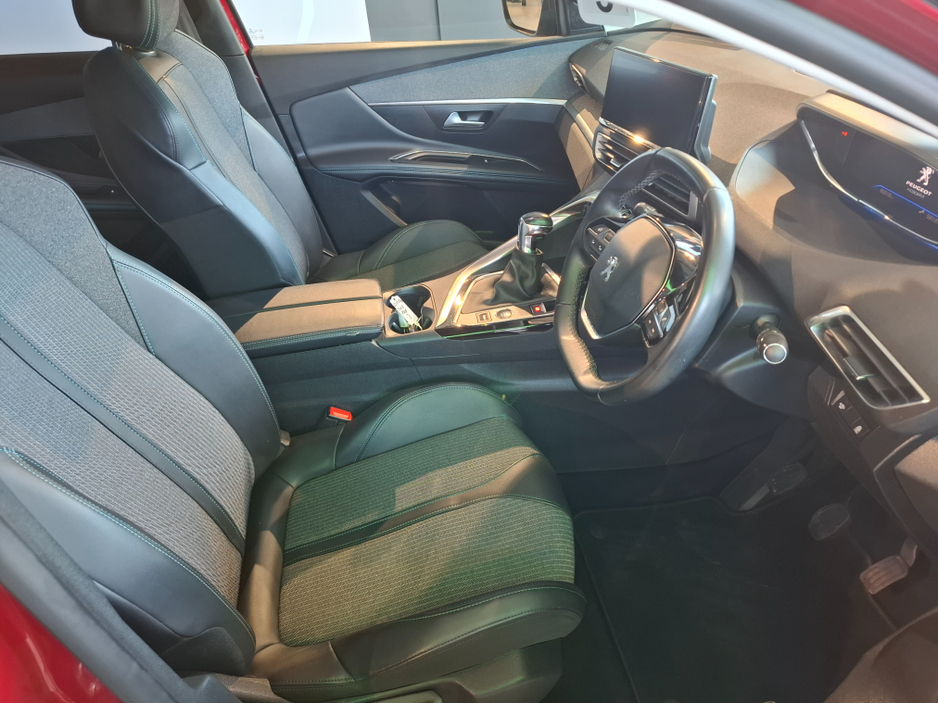 2022 Peugeot 3008 - image 15