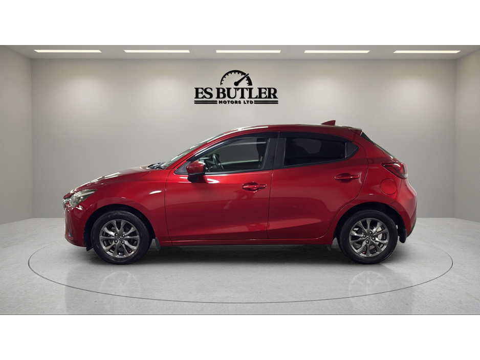 2017 Mazda Demio - image 2