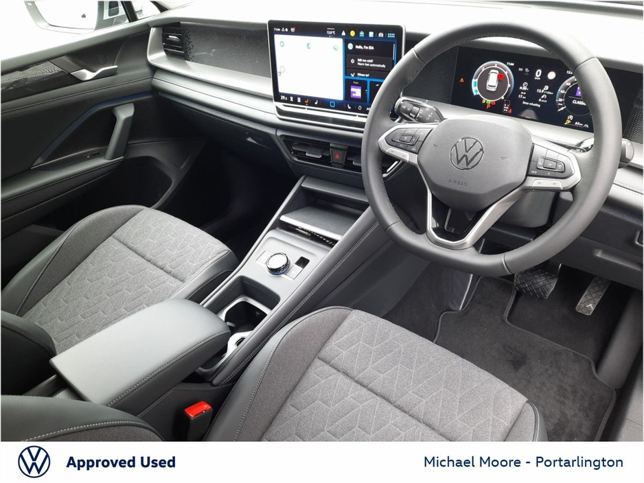 2026 Volkswagen Tayron - image 8