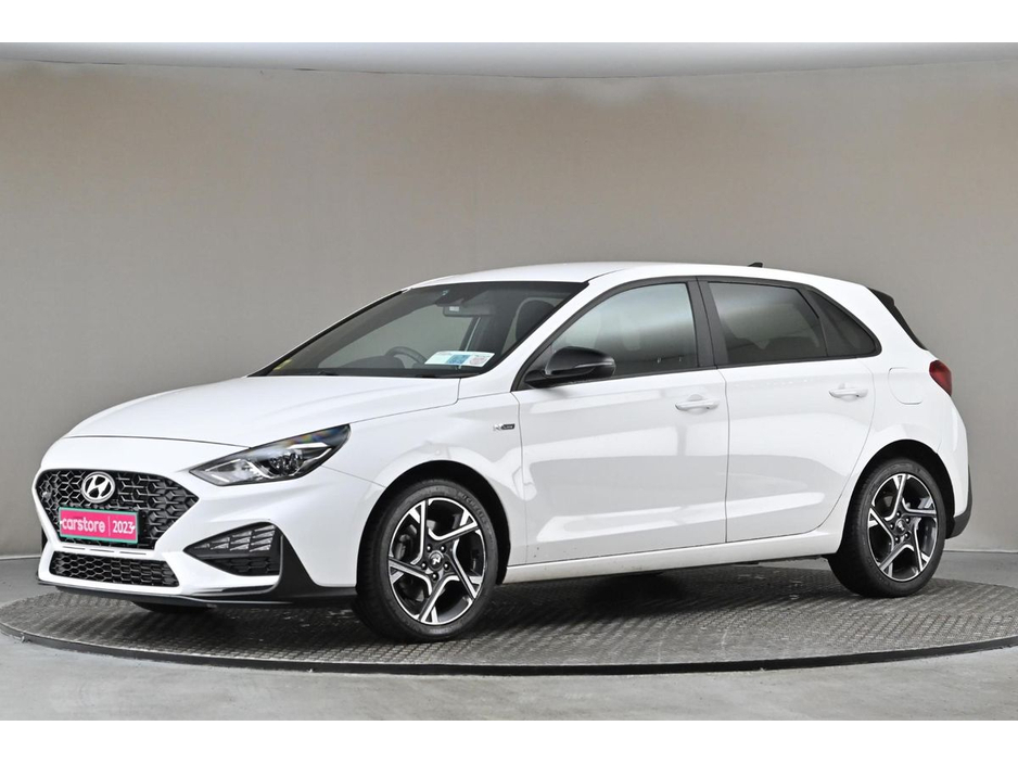 2023 Hyundai i30 - image 4