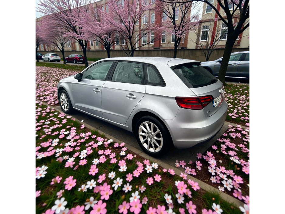 2014 Audi A3 1.6 TDI SE €9,888