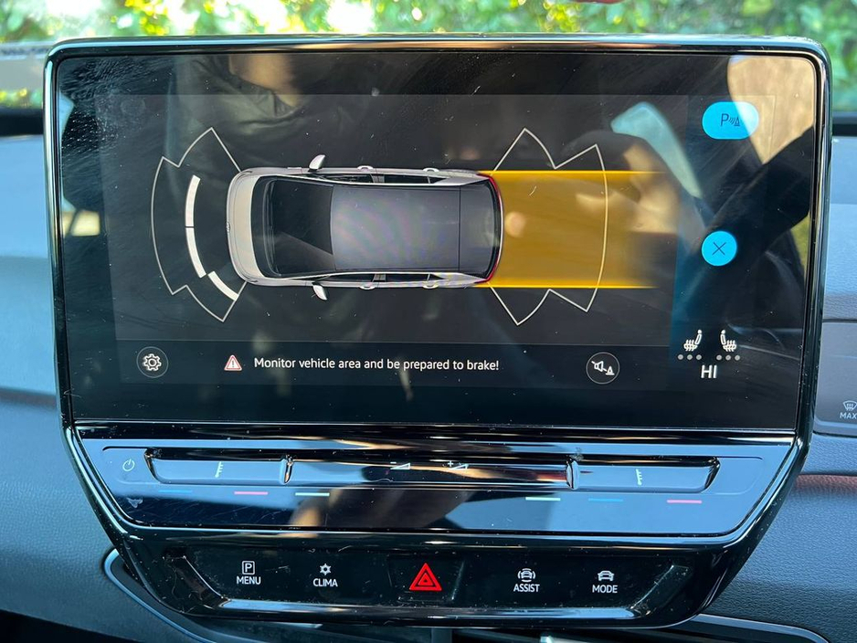 2023 Volkswagen ID.3 LIFE 58KWH // HEATED SEATS // ADAPTIVE CRUISE CONTROL // DIGITAL CLUSTER €20,950