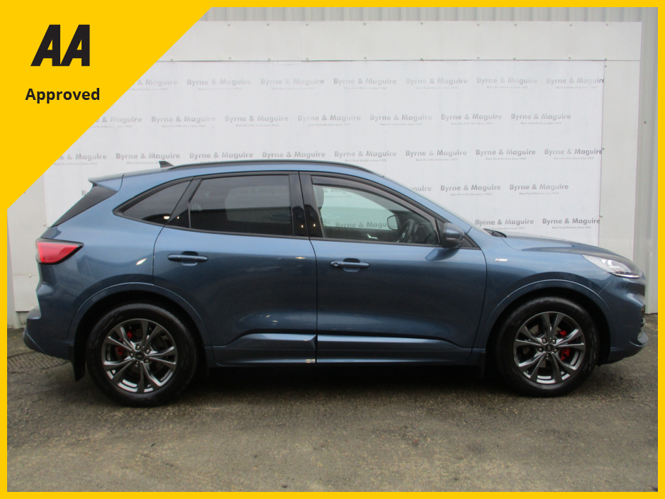 2023 Ford Kuga ST-LINE X 5DR 1.5 TD 120 S6. S6.2 M6, TOP OF THE RANGE WITH WINTER PACK, ONE CAREFUL OWNER AND FULL FORD SERVICE HISTORY !!12 MONTHS WARRANTY AND 12 MONTHS AA COVER. €37,950