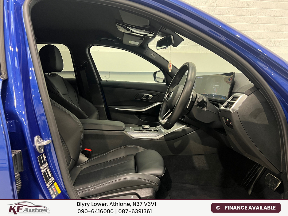 2025 BMW 3 Series - image 15