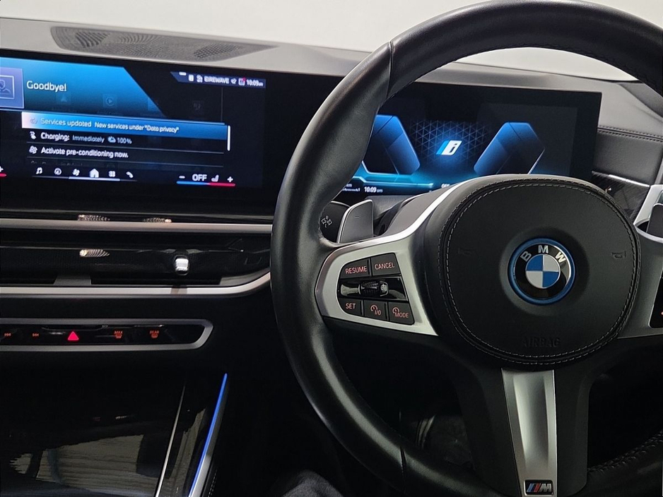 2023 BMW X5 - image 17