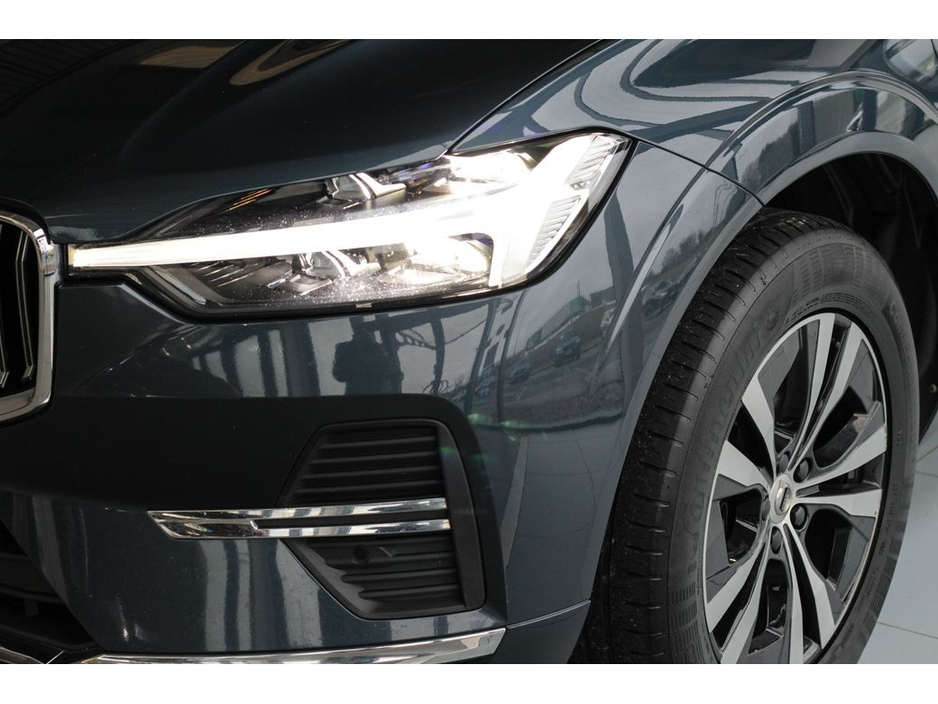 2021 Volvo XC60 T6 Inscription Expression €38,899