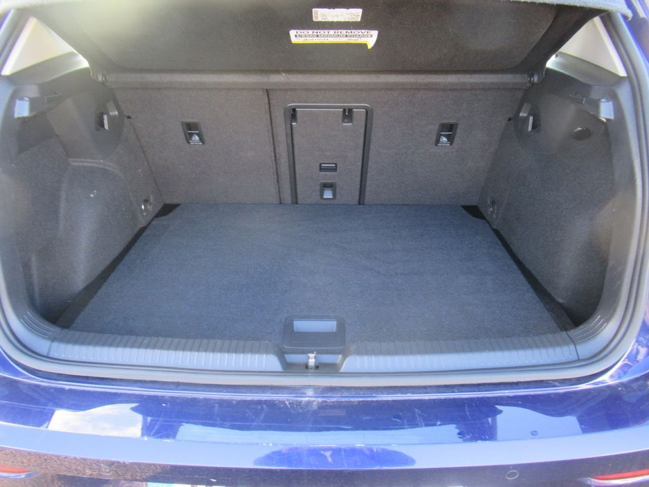 2024 Volkswagen Golf Life 2.0 TDI 115HP 5DR €30,940