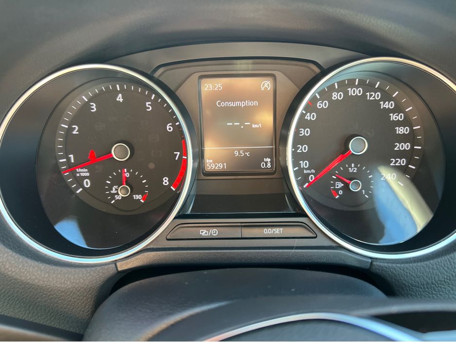 2016 Volkswagen Polo 1.2 TSI Automatic DSG high spec €13,495