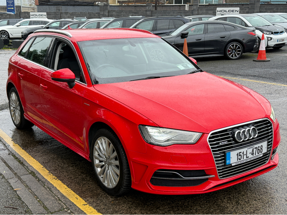 2015 Audi A3 E-TRON..Bang&Olufsen..2 Keys €11,900