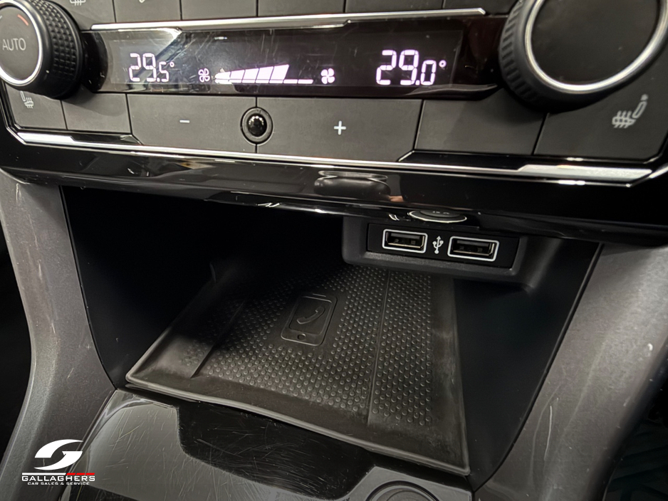 2019 Volkswagen T-Cross - image 12