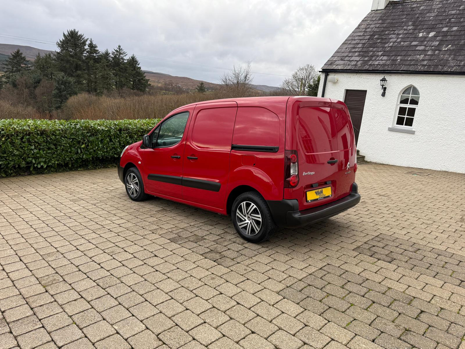 2017 Citroen Berlingo LX BLUEHDI 100 625KG SWB MY40 €8,350