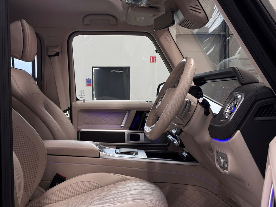 2025 Mercedes-Benz G Class - image 15