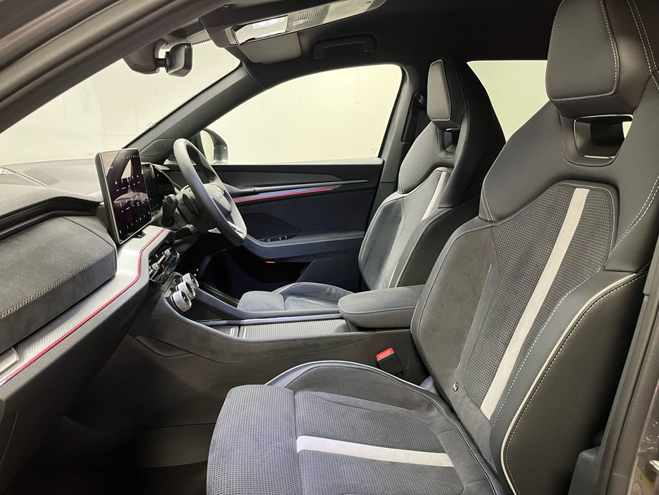 2025 Skoda Kodiaq Sportline IV 1.5TSi PHEV 204BHP - Reversing Camera - Climate Control - Sat Nav - Heated Seats - Keyless Start - Apple CarPlay/Android Auto €53,950
