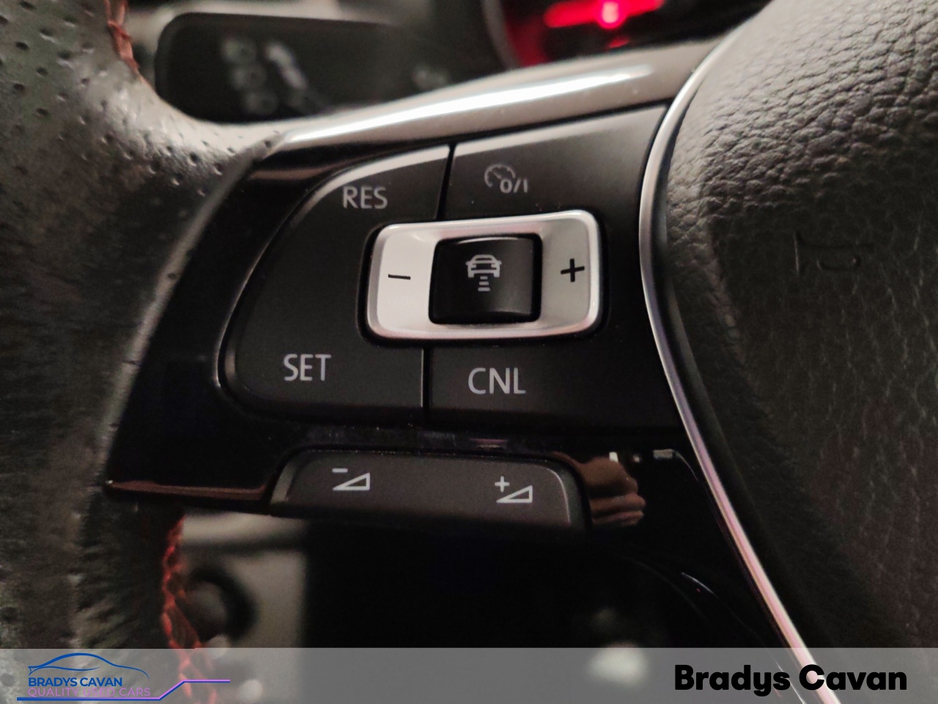 2017 Volkswagen Polo T-Cross