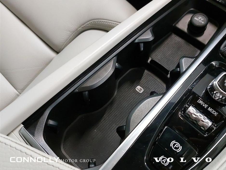 2020 Volvo V90 D4 Momentum Auto €384pm €34,945