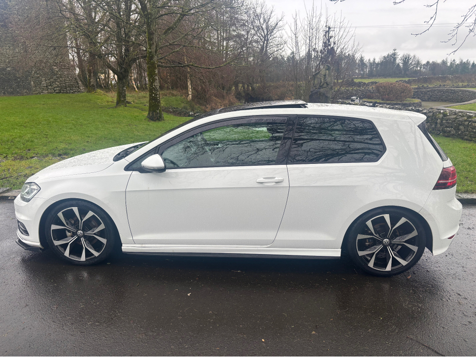2017 Volkswagen Golf 2.0 TDI R-LINE EDITION 3DR WITH S/R €12,995