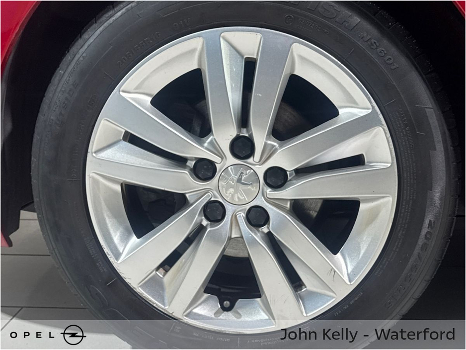 2019 Peugeot 308 1.6 HDi 100bhp DIESEL Active €13,895