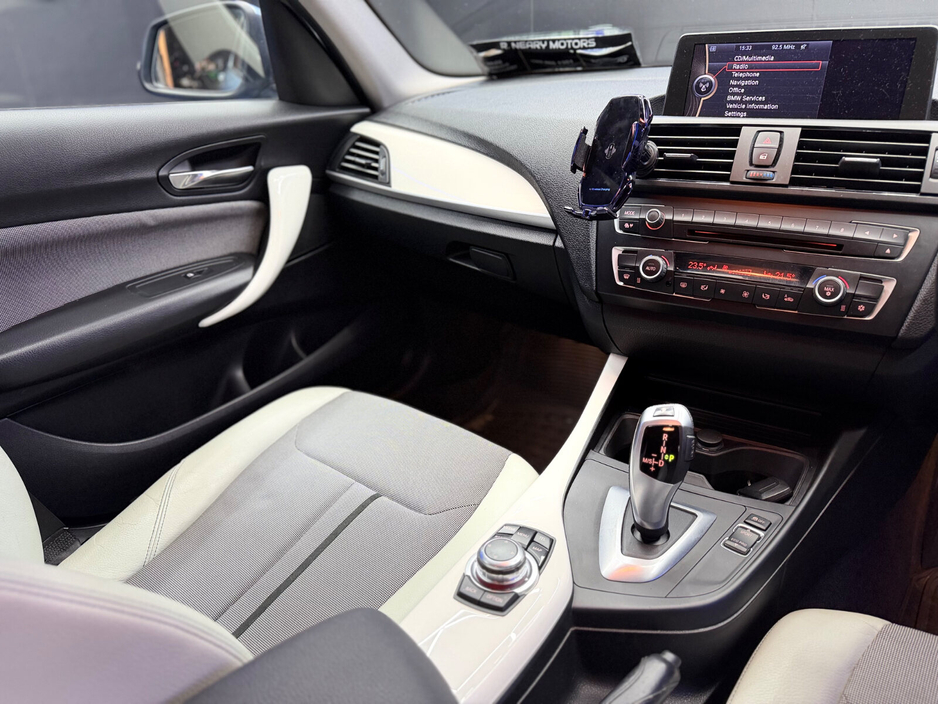 2012 BMW 1 Series - image 17