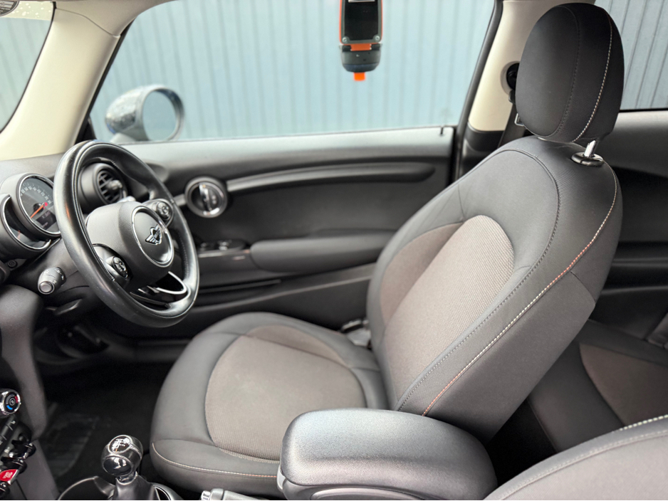2018 MINI Cooper 1.5 PETROL - MANUAL - 12M WARRANTY - CAR:  1668 €12,950