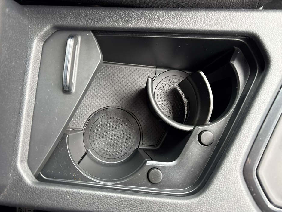 2024 Volkswagen Tiguan - image 22