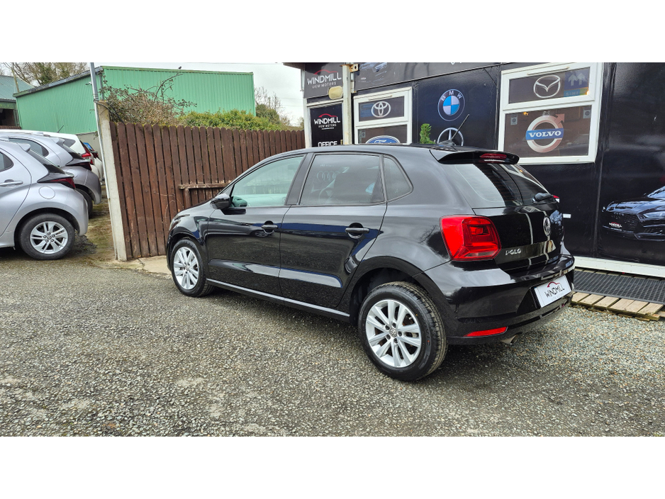 2016 Volkswagen Polo - image 6